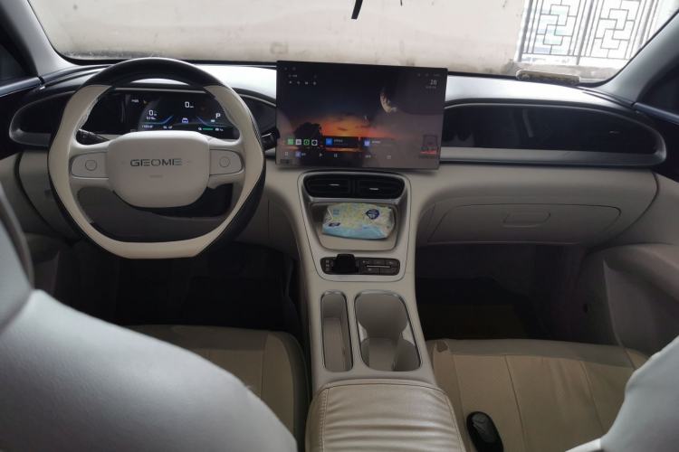 Used Geely Galaxy Geome 2025 310km Dream Edition Center Console