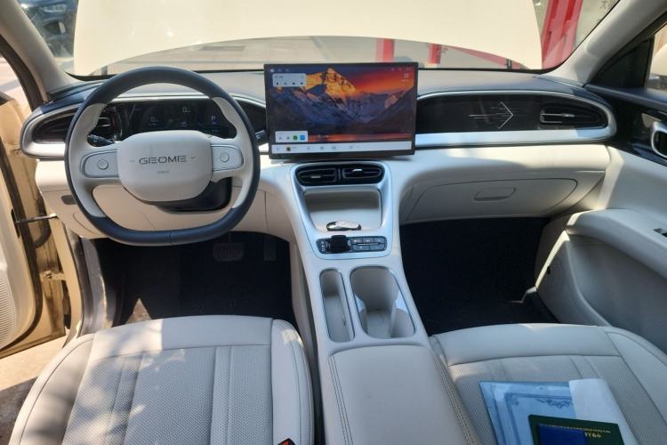 Used Geely Galaxy Geome 2025 310km Dream Edition Center Console