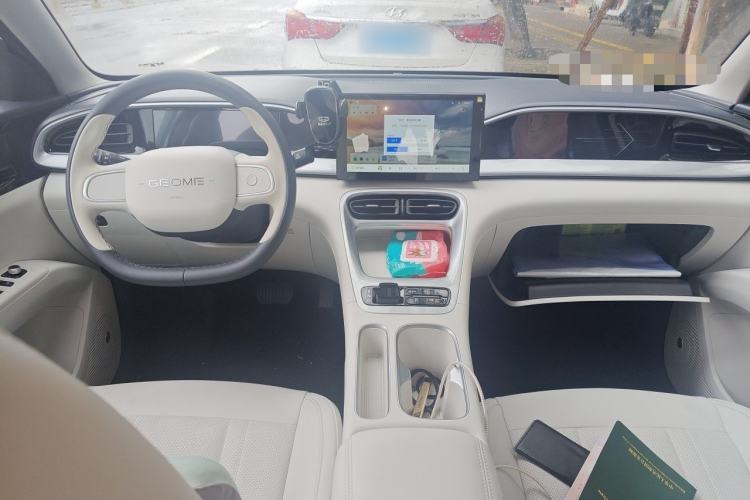 Used Geely Galaxy Geome 2025 310km Youth Edition Center Console