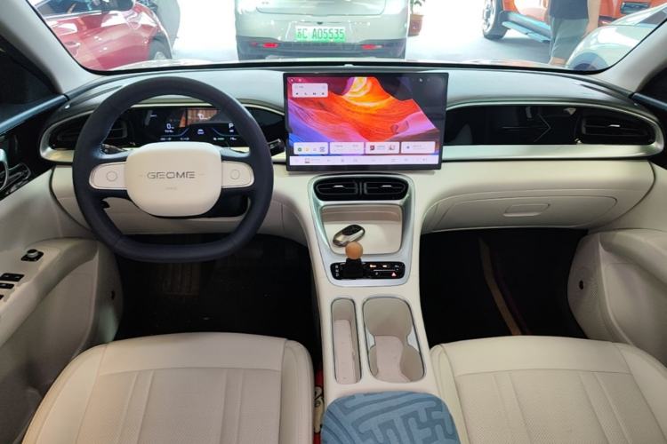 Used Geely Galaxy Geome 2025 310km Dream Edition Center Console