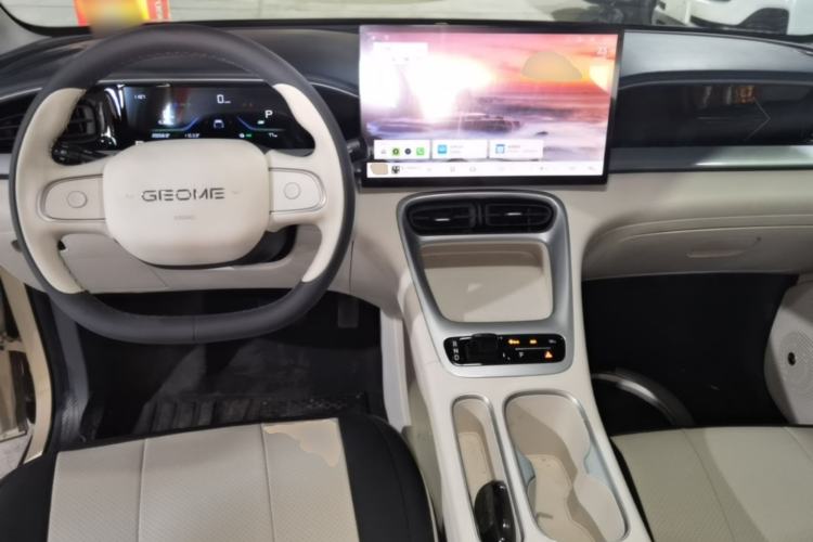 Used Geely Galaxy Geome 2025 310km Dream Edition Center Console