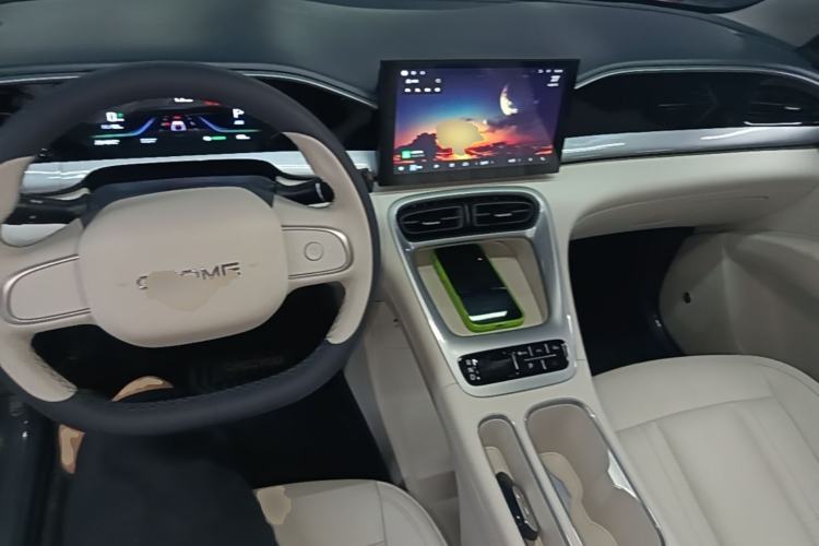 Used Geely Galaxy Geome 2025 310km Youth Edition Center Console
