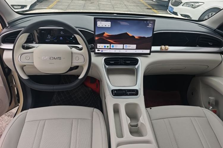 Used Geely Galaxy Geome 2025 310km Dream Edition Center Console