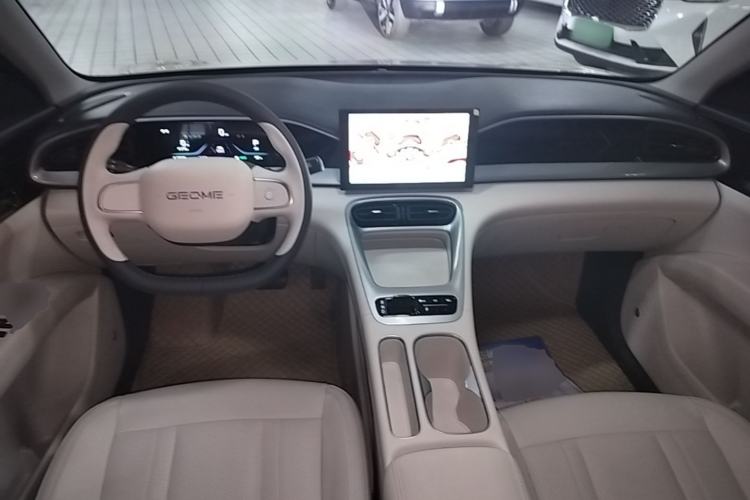 Used Geely Galaxy Geome 2025 310km Youth Edition Center Console