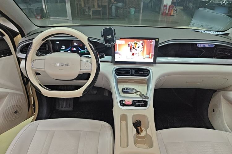 Used Geely Galaxy Geome 2025 310km Youth Edition Center Console