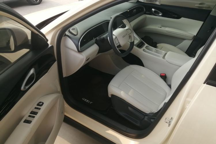 Used Geely Galaxy Geome 2025 410 km Free Version Driver Seat