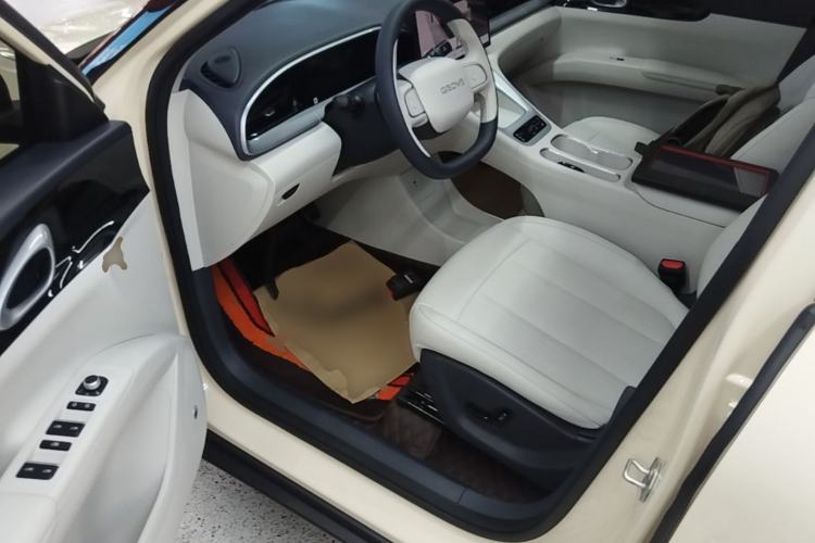 Used Geely Galaxy Geome 2025 UP 410km Exploration Edition Driver Seat