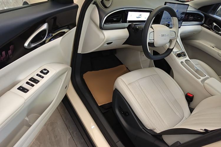 Used Geely Galaxy Geome 2025 UP 410km Exploration+ Edition Driver Seat
