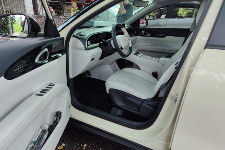 Used Geely Galaxy Geome 2025 310km Dream Edition Driver Seat