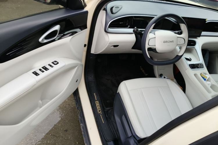 Used Geely Galaxy Geome 2025 310km Youth Edition Driver Seat