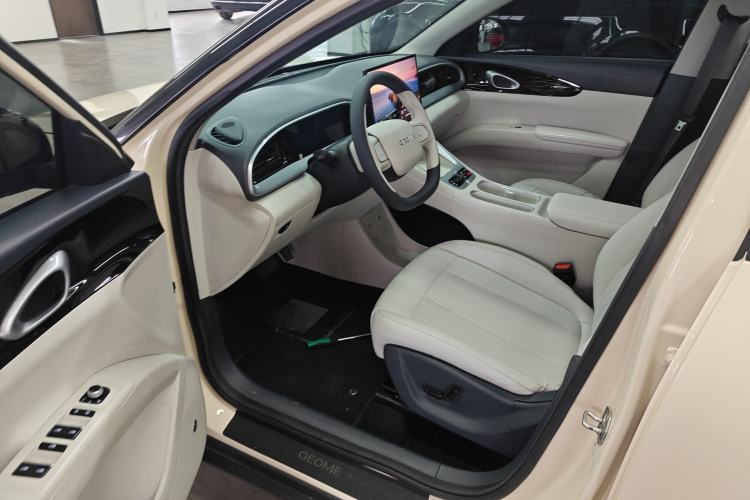 Used Geely Galaxy Geome 2025 UP 410km Exploration Edition Driver Seat