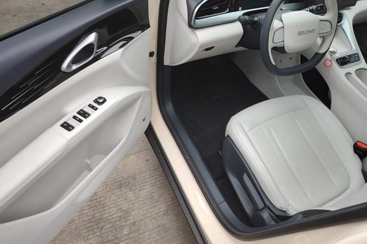 Used Geely Galaxy Geome 2025 310km Dream Edition Driver Seat