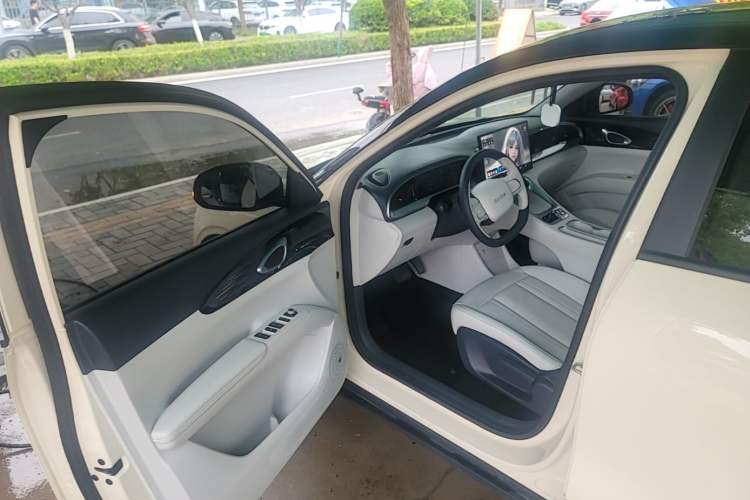 Used Geely Galaxy Geome 2025 310km Dream Edition Driver Seat