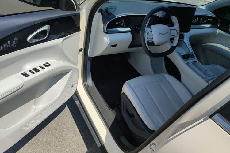 Used Geely Galaxy Geome 2025 UP 410km Exploration+ Edition Driver Seat
