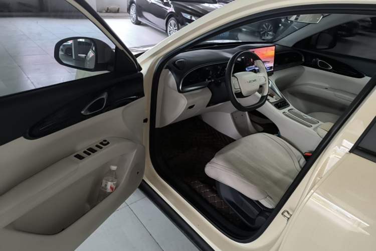Used Geely Galaxy Geome 2025 310km Dream Edition Driver Seat