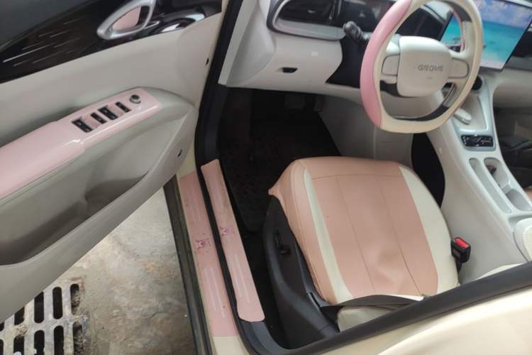 Used Geely Galaxy Geome 2025 UP 410km Exploration Edition Driver Seat