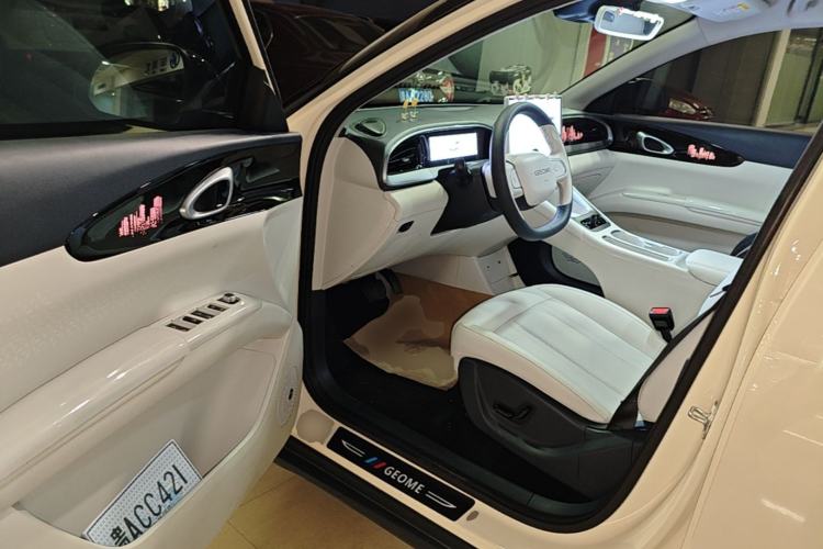 Used Geely Galaxy Geome 2025 UP 410km Exploration+ Edition Driver Seat