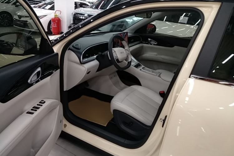 Used Geely Galaxy Geome 2025 UP 410km Exploration Edition Driver Seat