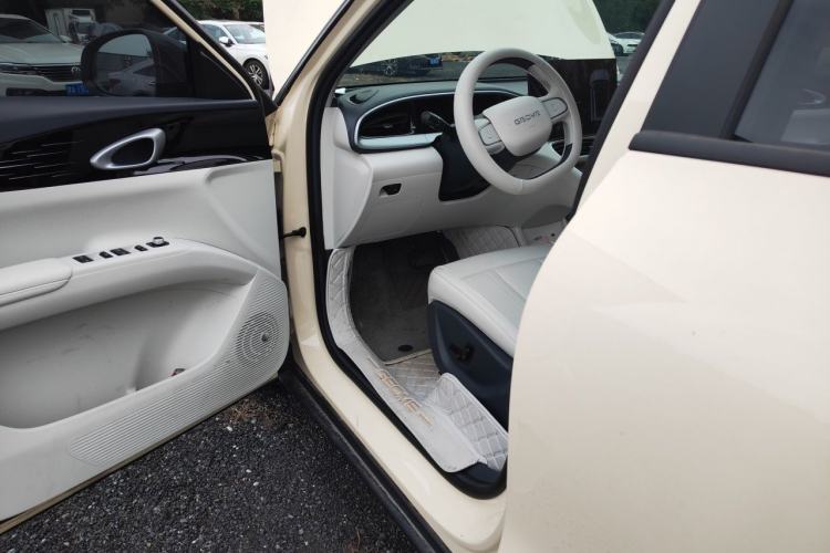 Used Geely Galaxy Geome 2025 UP 410km Exploration Edition Driver Seat