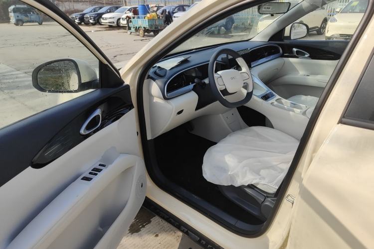 Used Geely Galaxy Geome 2025 410 km Free Version Driver Seat