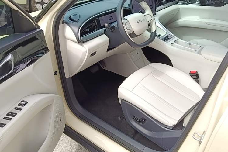 Used Geely Galaxy Geome 2025 UP 410km Exploration+ Edition Driver Seat