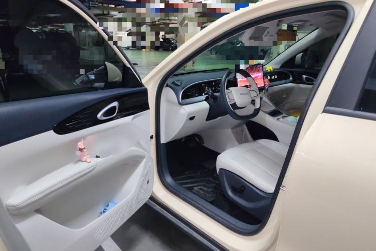 Used Geely Galaxy Geome 2025 UP 410km Exploration Edition Driver Seat