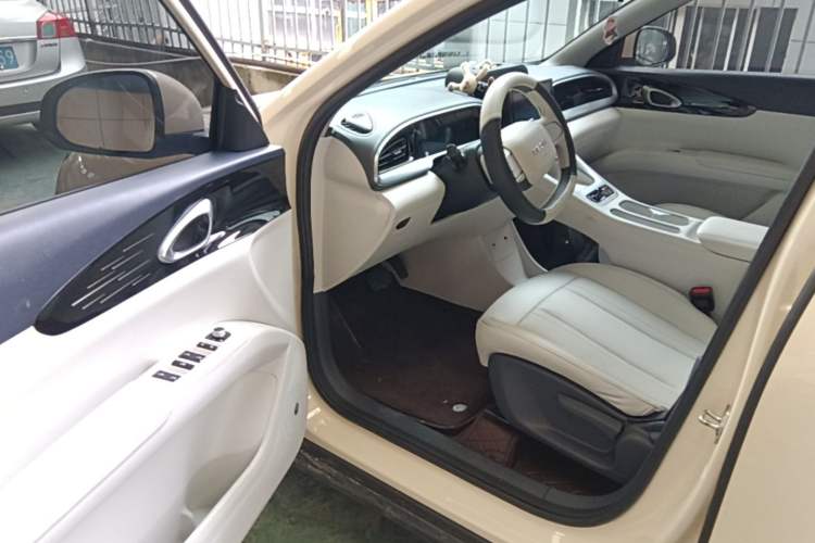 Used Geely Galaxy Geome 2025 310km Youth Edition Driver Seat