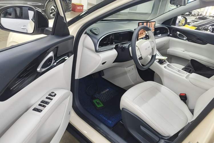 Used Geely Galaxy Geome 2025 310km Dream Edition Driver Seat
