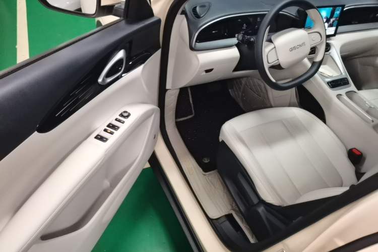 Used Geely Galaxy Geome 2025 310km Youth Edition Driver Seat