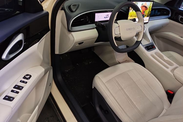 Used Geely Galaxy Geome 2025 UP 410km Exploration+ Edition Driver Seat