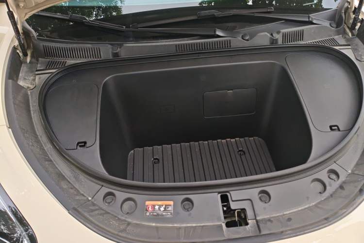 Used Geely Galaxy Geome 2025 310km Youth Edition Engine Bay