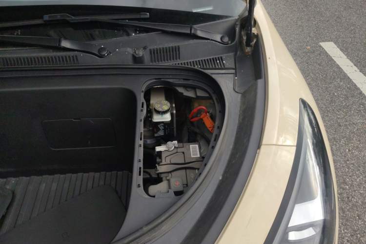 Used Geely Galaxy Geome 2025 UP 410km Exploration Edition Engine Bay Left