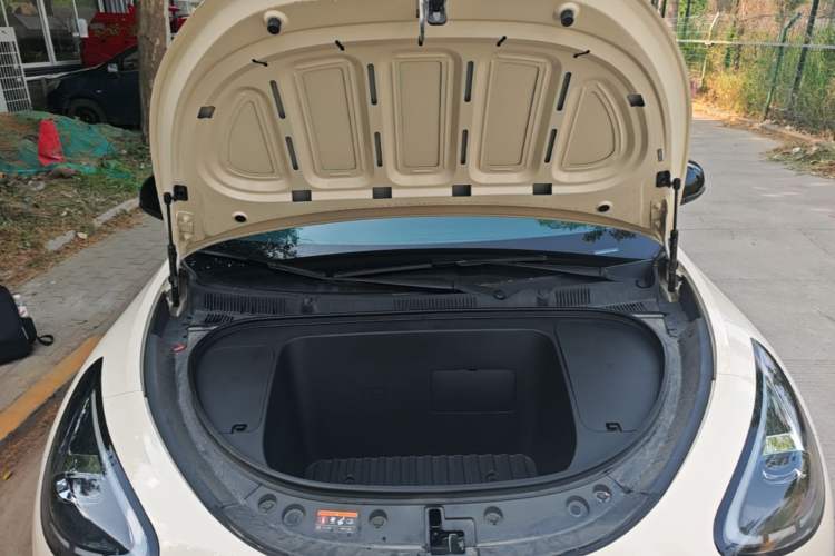 Used Geely Galaxy Geome 2025 UP 410km Exploration+ Edition Engine Bay