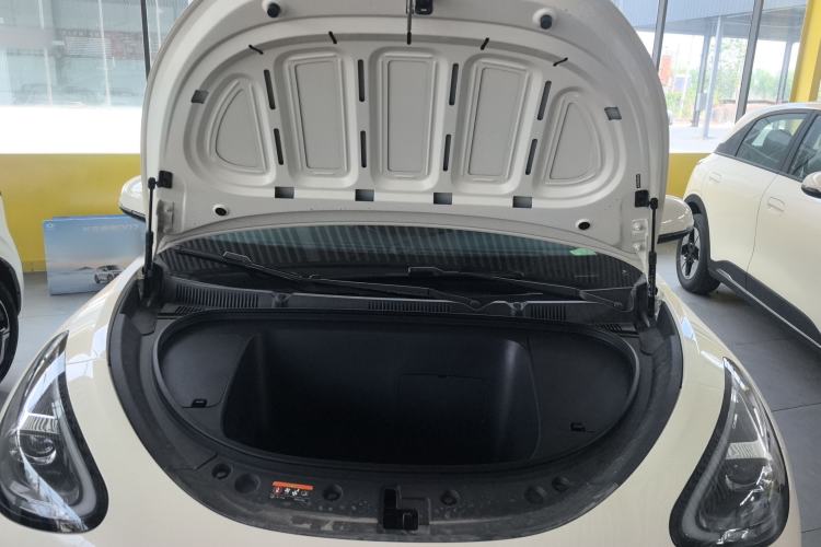 Used Geely Galaxy Geome 2025 410 km Free Version Engine Bay