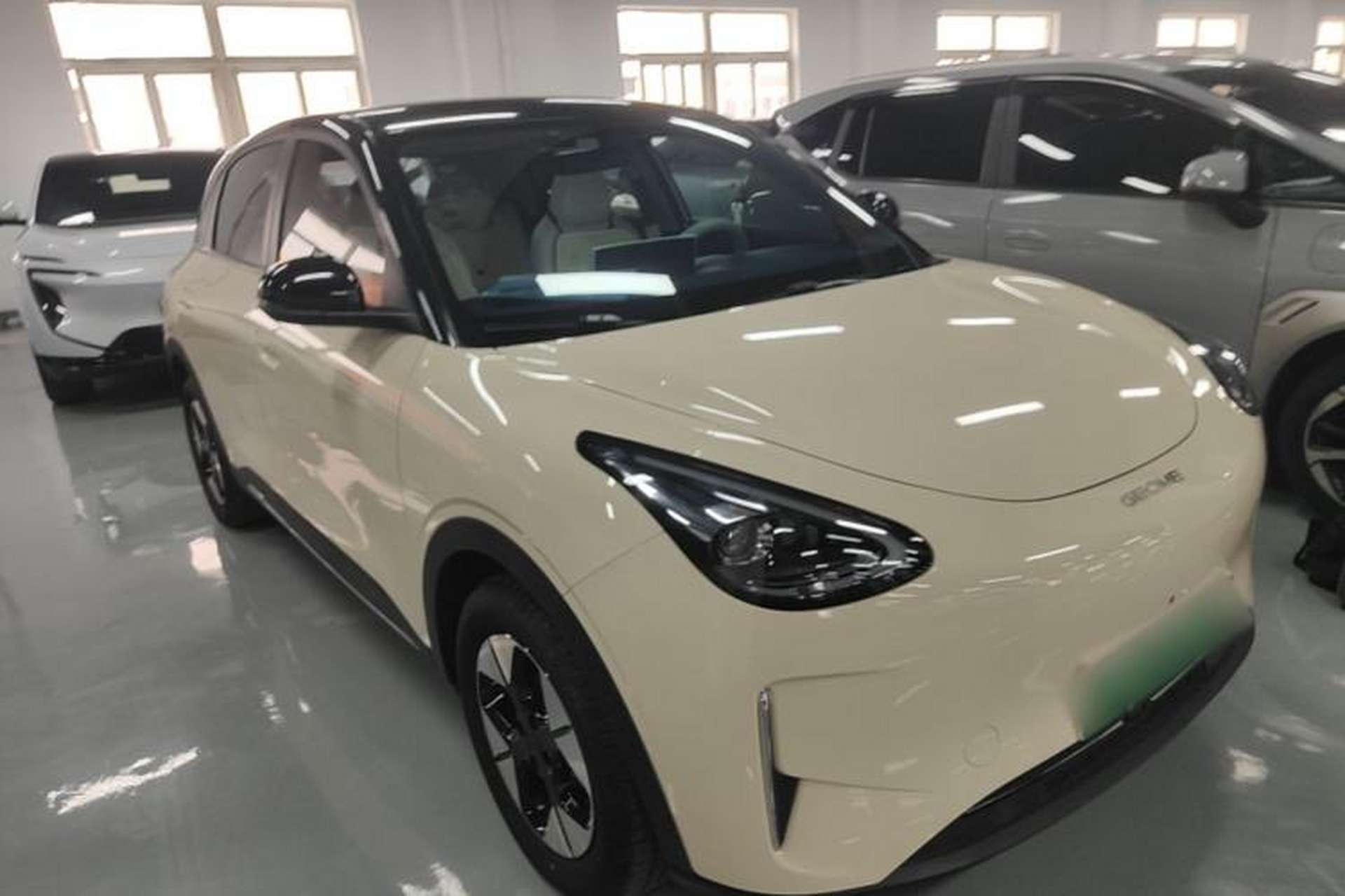 Used Geely Galaxy Geome 2025 UP 410km Exploration Edition Exterior 1