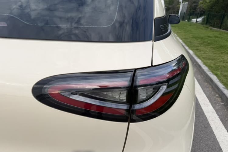 Used Geely Galaxy Geome 2025 UP 410km Exploration Edition Exterior 1