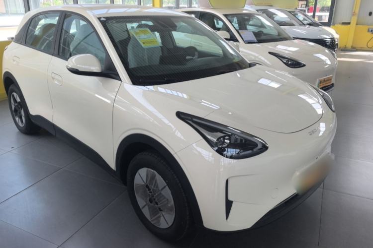 Used Geely Galaxy Geome 2025 410 km Free Version Exterior 1