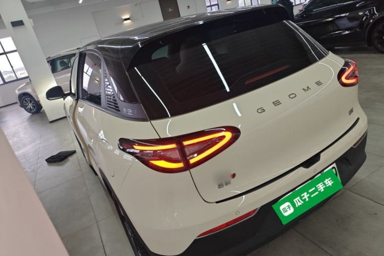 Used Geely Galaxy Geome 2025 UP 410km Exploration Edition Exterior 2