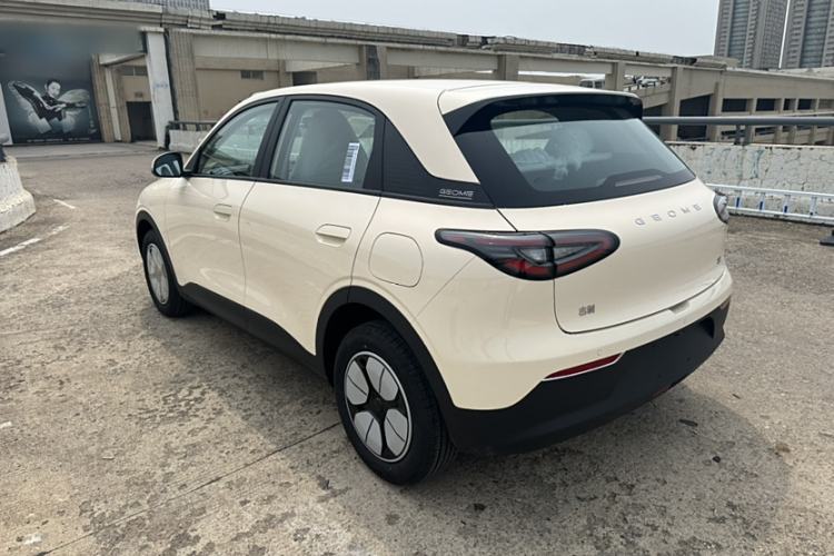 Used Geely Galaxy Geome 2025 310km Youth Edition Exterior 3