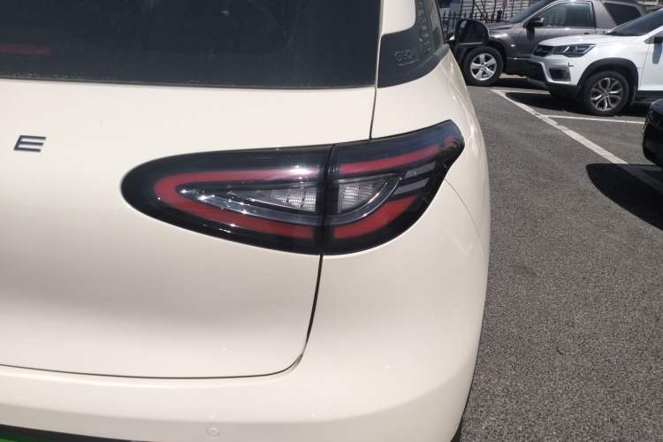 Used Geely Galaxy Geome 2025 310km Youth Edition Exterior 3