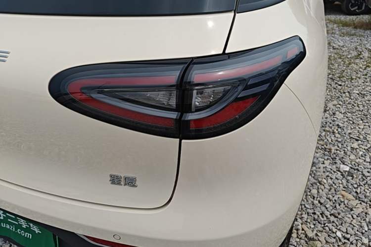 Used Geely Galaxy Geome 2025 UP 410km Exploration Edition Exterior 3