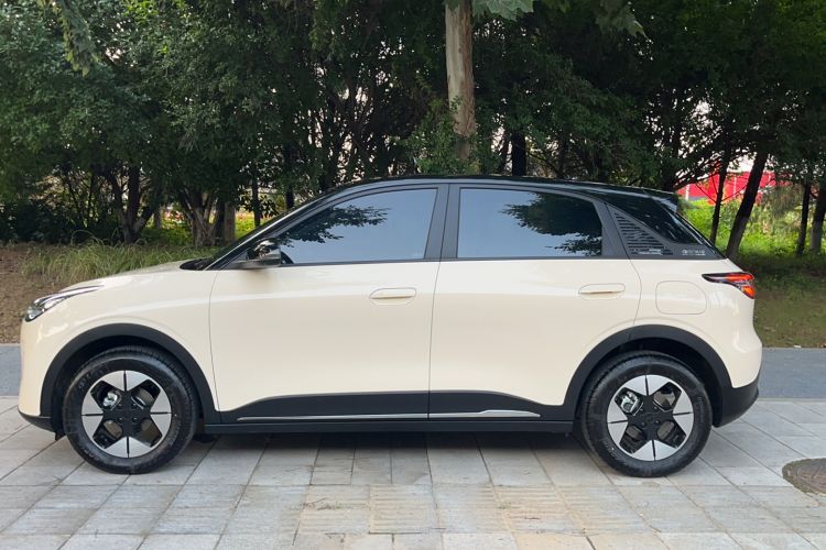 Used Geely Galaxy Geome 2025 310km Dream Edition Exterior 3