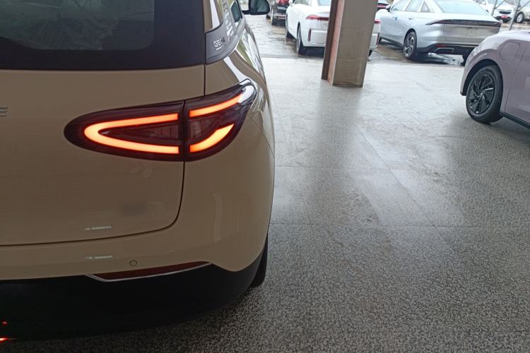 Used Geely Galaxy Geome 2025 310km Youth Edition Exterior 3