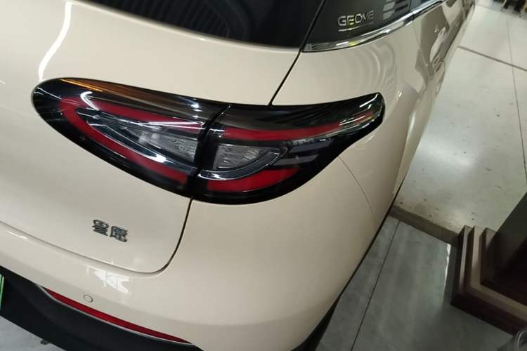 Used Geely Galaxy Geome 2025 UP 410km Exploration+ Edition Exterior 3