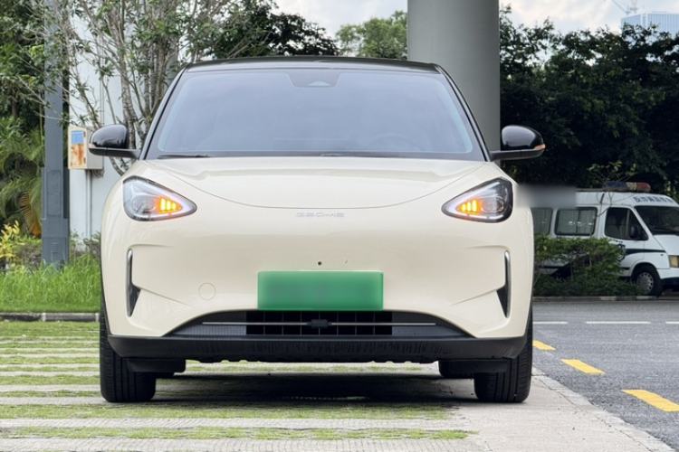Used Geely Galaxy Geome 2025 UP 410km Exploration+ Edition Exterior 3