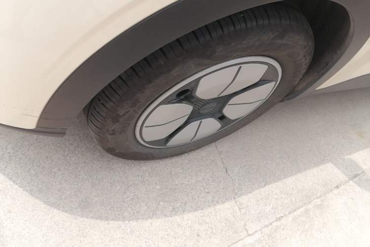 Used Geely Galaxy Geome 2025 310km Youth Edition Exterior 4