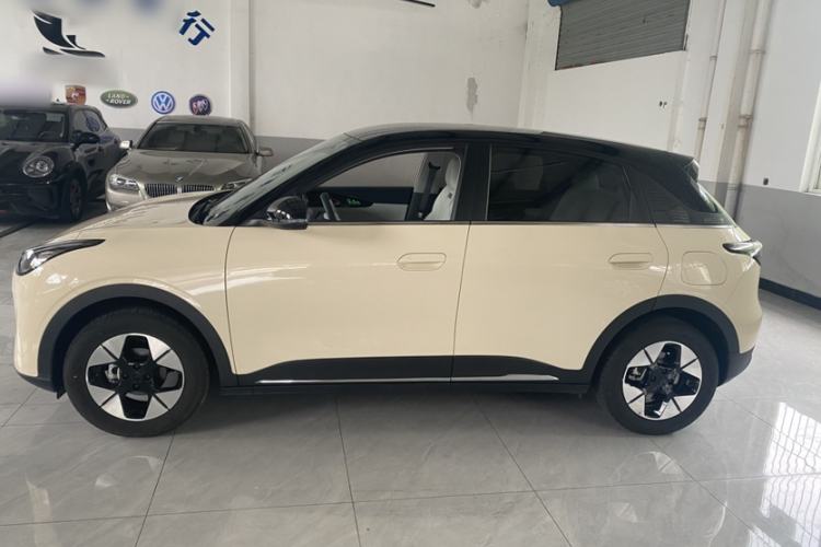 Used Geely Galaxy Geome 2025 UP 410km Exploration+ Edition Exterior 4