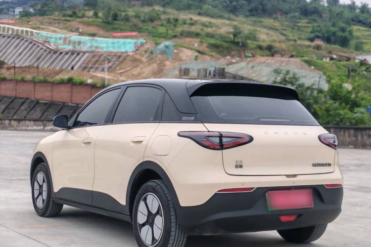 Used Geely Galaxy Geome 2025 310km Youth Edition Exterior 4