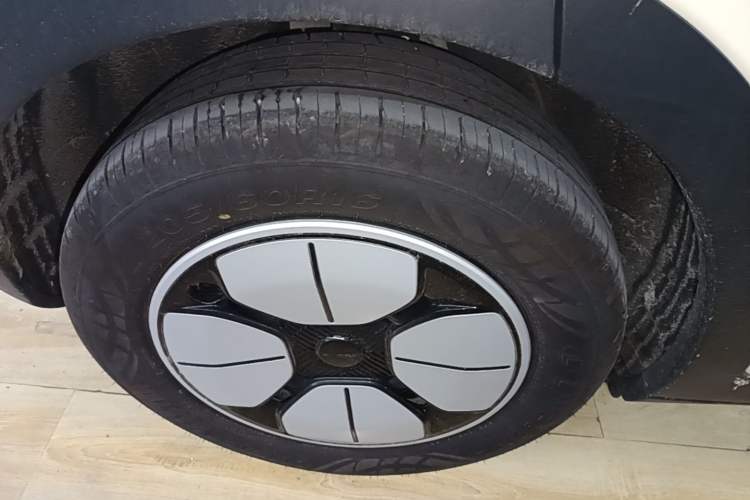Used Geely Galaxy Geome 2025 310km Youth Edition Exterior 5