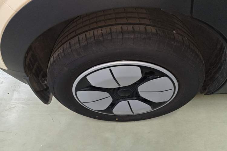 Used Geely Galaxy Geome 2025 310km Youth Edition Exterior 5